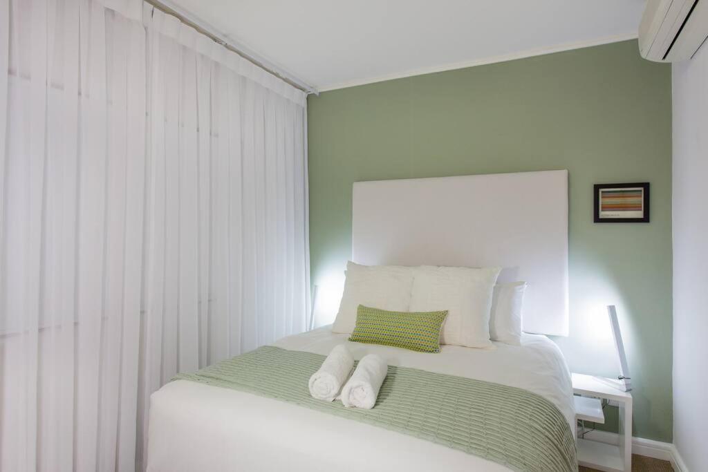 Fabulous 1-bedroom De Waterkant With Wifi And Parking *