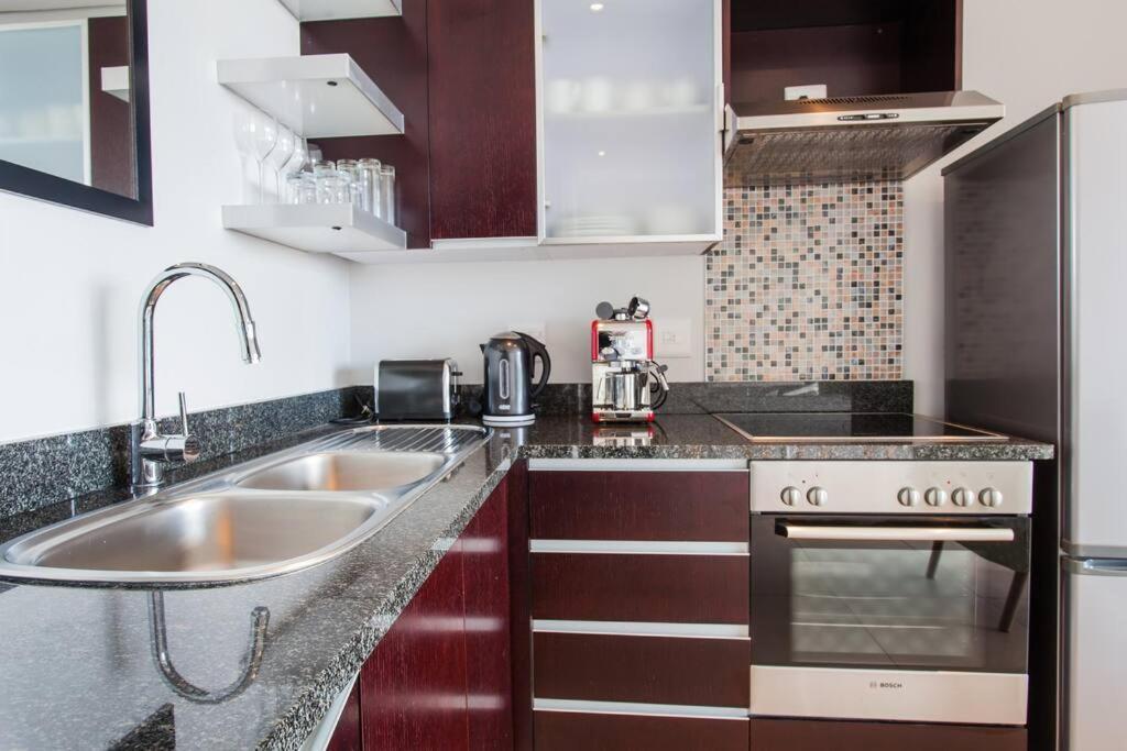 Apartment Fabulous 1-bedroom De Waterkant With Wifi And Parking